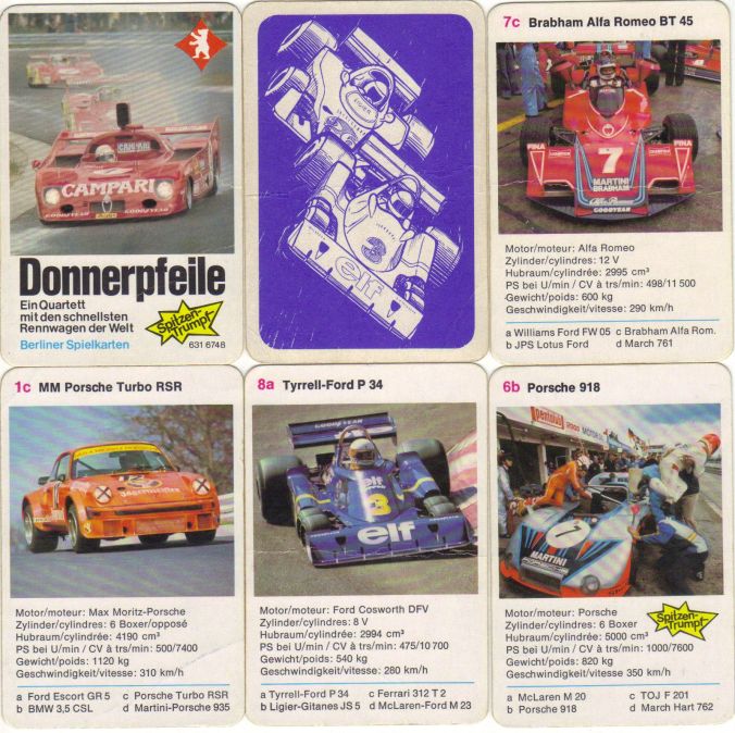 Das historische Rennautoquartett Donnerpfeile von Berliner Spielkarten hat einen Alfa 33 TT Le Mans Prototyp auf dem Titel sowie den sechsrädrigen Tyrrell P34, den Spitzentrumpf Porsche 918 und andere mit deutsch-französischem Text.